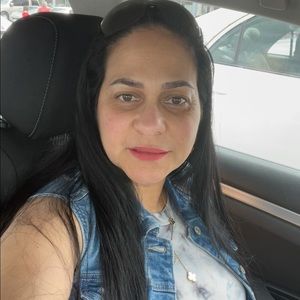 Meet your Posher, Rosario